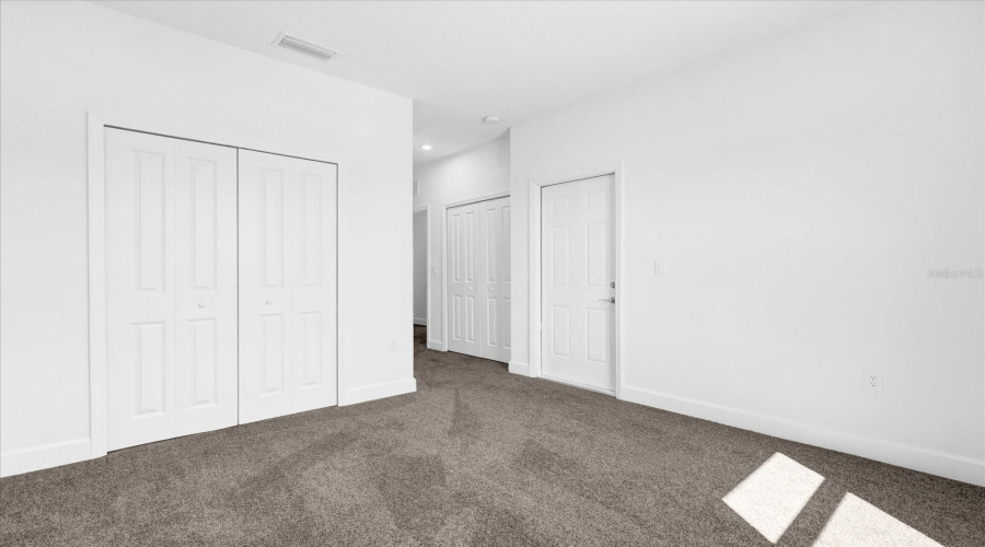 DAVENPORT, Florida 33896, 4 Bedrooms Bedrooms, ,4 BathroomsBathrooms,Residential,For Sale,LAKE SHORE,0,MFRO6252082