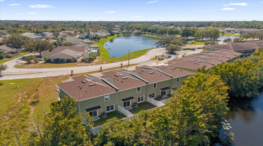 DAVENPORT, Florida 33896, 4 Bedrooms Bedrooms, ,4 BathroomsBathrooms,Residential,For Sale,LAKE SHORE,0,MFRO6252082