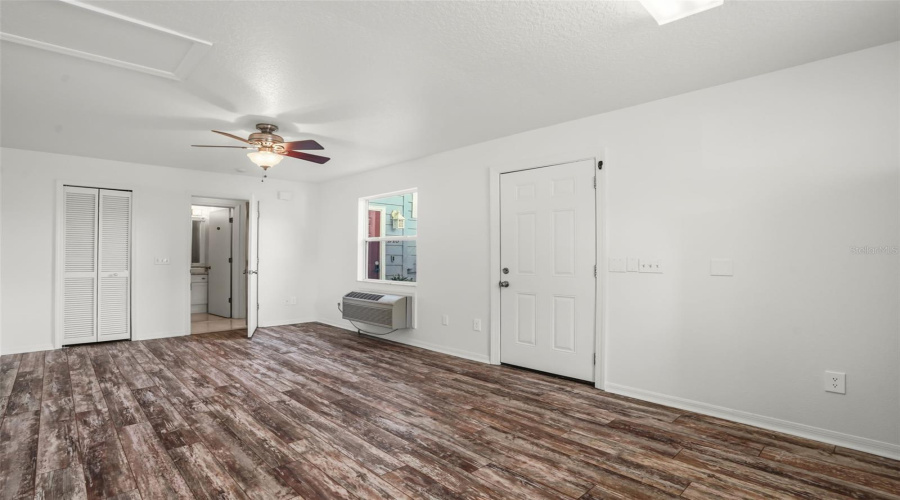 DAVENPORT, Florida 33897, 4 Bedrooms Bedrooms, ,3 BathroomsBathrooms,Residential,For Sale,MANGO,0,MFRO6419449