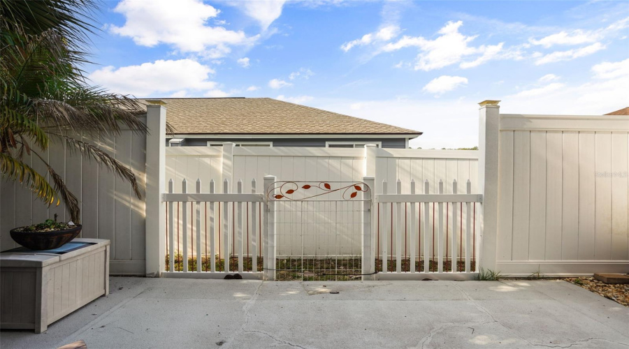 DAVENPORT, Florida 33897, 4 Bedrooms Bedrooms, ,3 BathroomsBathrooms,Residential,For Sale,MANGO,0,MFRO6419449