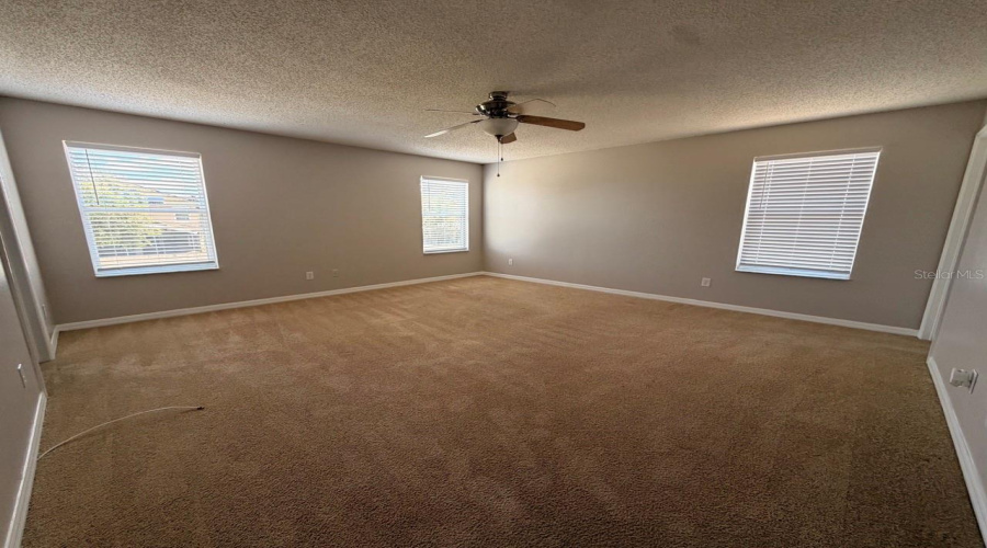DAVENPORT, Florida 33897, 3 Bedrooms Bedrooms, ,2 BathroomsBathrooms,Residential,For Sale,RONA,0,MFRP4939136