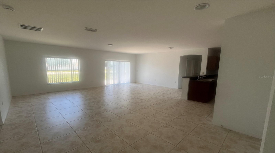 KISSIMMEE, Florida 34746, 3 Bedrooms Bedrooms, ,2 BathroomsBathrooms,Residential,For Sale,YACHT CLUB,0,MFRO6417472