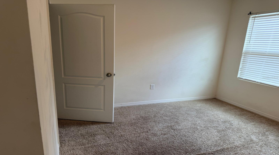 DAVENPORT, Florida 33837, 4 Bedrooms Bedrooms, ,2 BathroomsBathrooms,Residential,For Sale,RED HILL,0,MFRO6417751