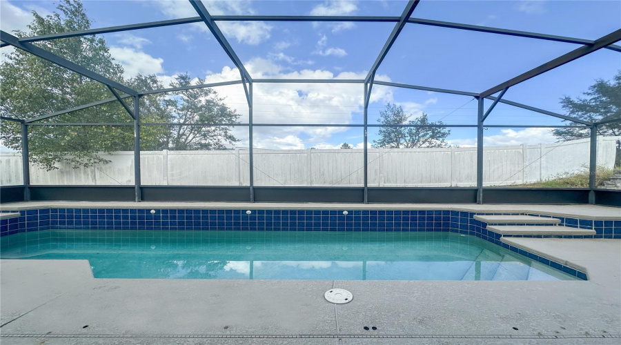 DAVENPORT, Florida 33837, 5 Bedrooms Bedrooms, ,3 BathroomsBathrooms,Residential,For Sale,SUNSET VIEW,0,MFRO6417315