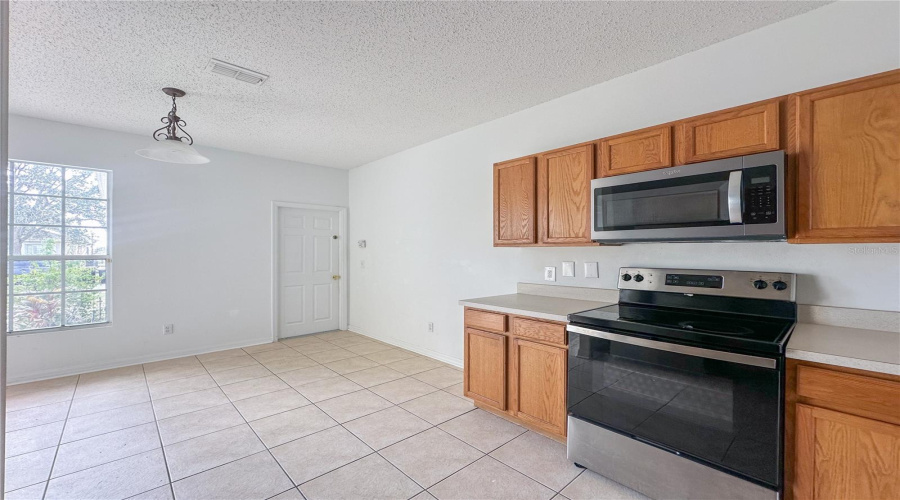 DAVENPORT, Florida 33837, 5 Bedrooms Bedrooms, ,3 BathroomsBathrooms,Residential,For Sale,SUNSET VIEW,0,MFRO6417315