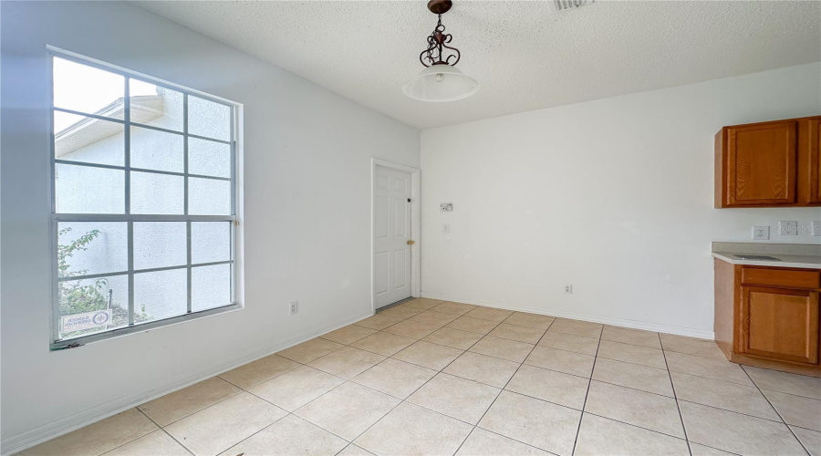 DAVENPORT, Florida 33837, 5 Bedrooms Bedrooms, ,3 BathroomsBathrooms,Residential,For Sale,SUNSET VIEW,0,MFRO6417315