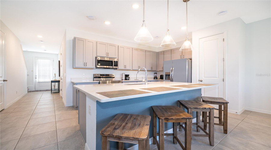 DAVENPORT, Florida 33896, 3 Bedrooms Bedrooms, ,2 BathroomsBathrooms,Residential,For Sale,LONGBOAT,0,MFRS5152080