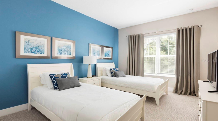 KISSIMMEE, Florida 34747, 5 Bedrooms Bedrooms, ,6 BathroomsBathrooms,Residential,For Sale,SUNVILLE,0,MFRO6419331