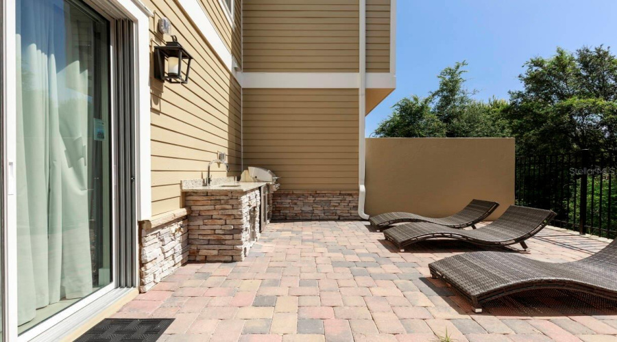 KISSIMMEE, Florida 34747, 5 Bedrooms Bedrooms, ,6 BathroomsBathrooms,Residential,For Sale,SUNVILLE,0,MFRO6419331