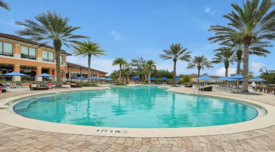 KISSIMMEE, Florida 34746, 2 Bedrooms Bedrooms, ,2 BathroomsBathrooms,Residential,For Sale,CORVETTE,0,MFRS5151766