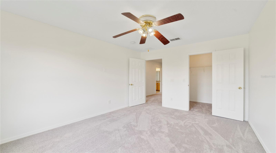 KISSIMMEE, Florida 34746, 4 Bedrooms Bedrooms, ,2 BathroomsBathrooms,Residential,For Sale,EAGLE CANYON,0,MFRO6419219