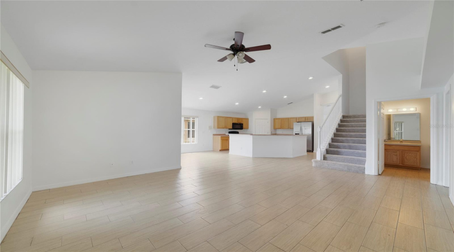 KISSIMMEE, Florida 34746, 4 Bedrooms Bedrooms, ,2 BathroomsBathrooms,Residential,For Sale,EAGLE CANYON,0,MFRO6419219