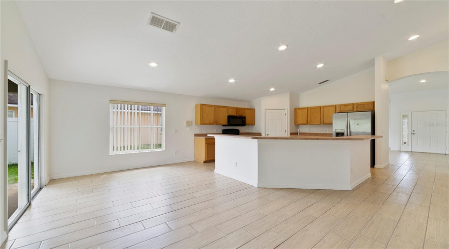 KISSIMMEE, Florida 34746, 4 Bedrooms Bedrooms, ,2 BathroomsBathrooms,Residential,For Sale,EAGLE CANYON,0,MFRO6419219