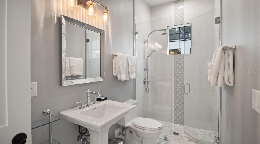 REUNION, Florida 34747, 5 Bedrooms Bedrooms, ,4 BathroomsBathrooms,Residential,For Sale,RADIANT,0,MFRO6419266