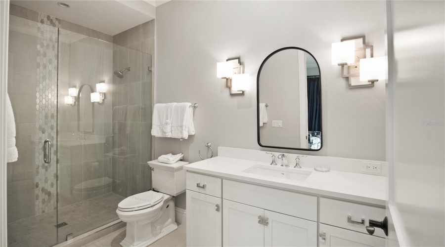 REUNION, Florida 34747, 5 Bedrooms Bedrooms, ,4 BathroomsBathrooms,Residential,For Sale,RADIANT,0,MFRO6419266