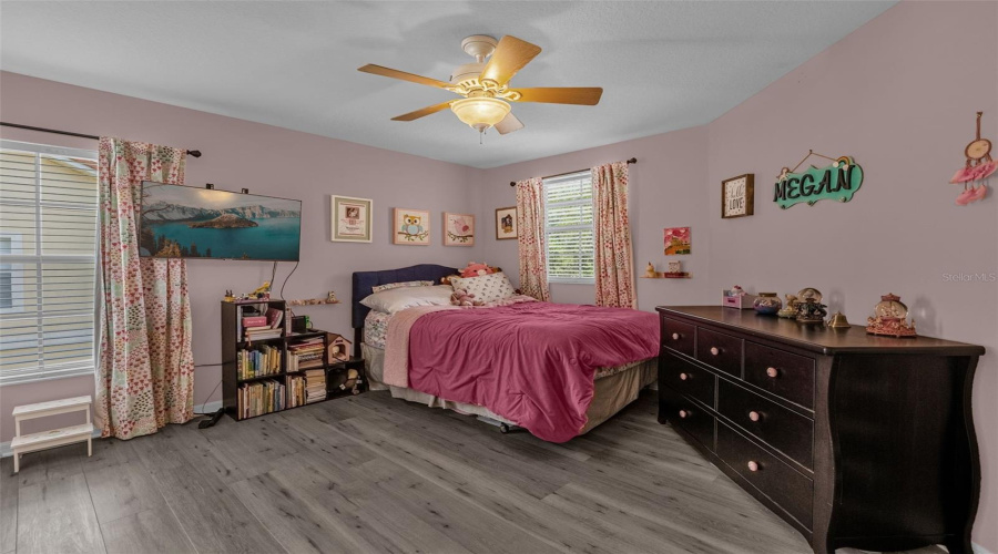 ORLANDO, Florida 32836, 3 Bedrooms Bedrooms, ,2 BathroomsBathrooms,Residential,For Sale,FALLSGROVE,0,MFRO6419584