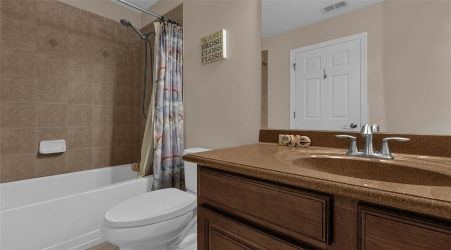 ORLANDO, Florida 32836, 3 Bedrooms Bedrooms, ,2 BathroomsBathrooms,Residential,For Sale,FALLSGROVE,0,MFRO6419584