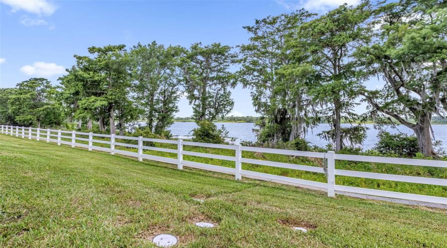 ORLANDO, Florida 32836, 3 Bedrooms Bedrooms, ,2 BathroomsBathrooms,Residential,For Sale,FALLSGROVE,0,MFRO6419584