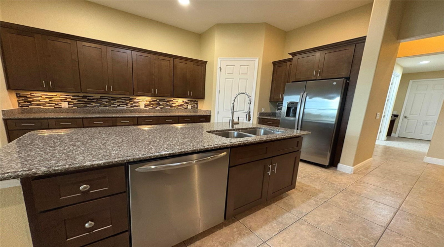 KISSIMMEE, Florida 34746, 3 Bedrooms Bedrooms, ,3 BathroomsBathrooms,Residential,For Sale,PARADISO,0,MFRO6419599