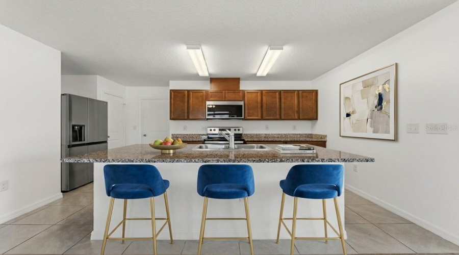 DAVENPORT, Florida 33896, 3 Bedrooms Bedrooms, ,2 BathroomsBathrooms,Residential,For Sale,OVERPOOL,0,MFRO6394068