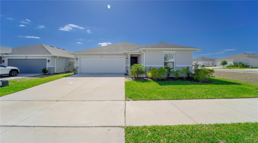 DAVENPORT, Florida 33896, 3 Bedrooms Bedrooms, ,2 BathroomsBathrooms,Residential,For Sale,OVERPOOL,0,MFRO6394068