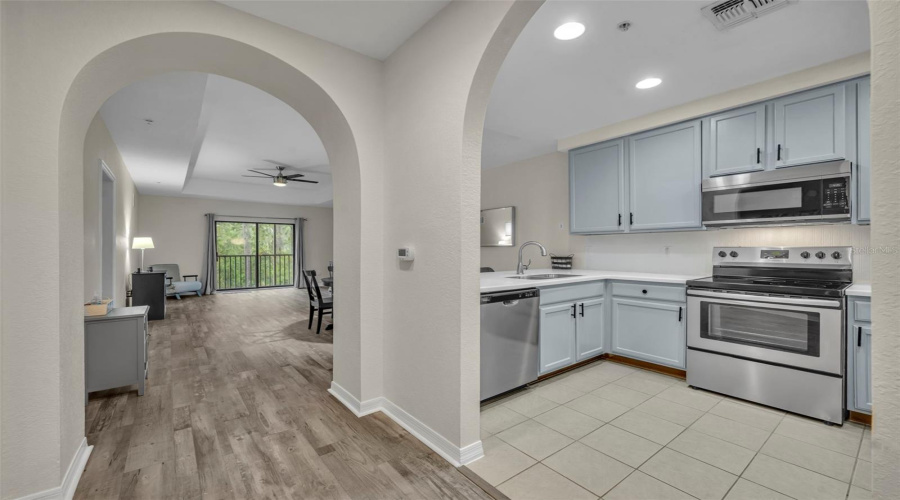 KISSIMMEE, Florida 34747, 3 Bedrooms Bedrooms, ,2 BathroomsBathrooms,Residential,For Sale,TREASURE TROVE,0,MFRO6407599