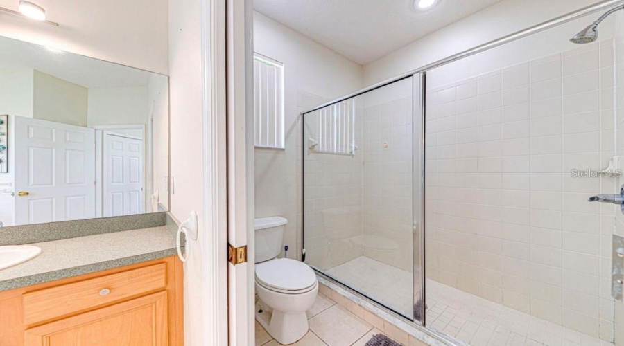 DAVENPORT, Florida 33897, 6 Bedrooms Bedrooms, ,4 BathroomsBathrooms,Residential,For Sale,TUPELO,0,MFRTB8522822