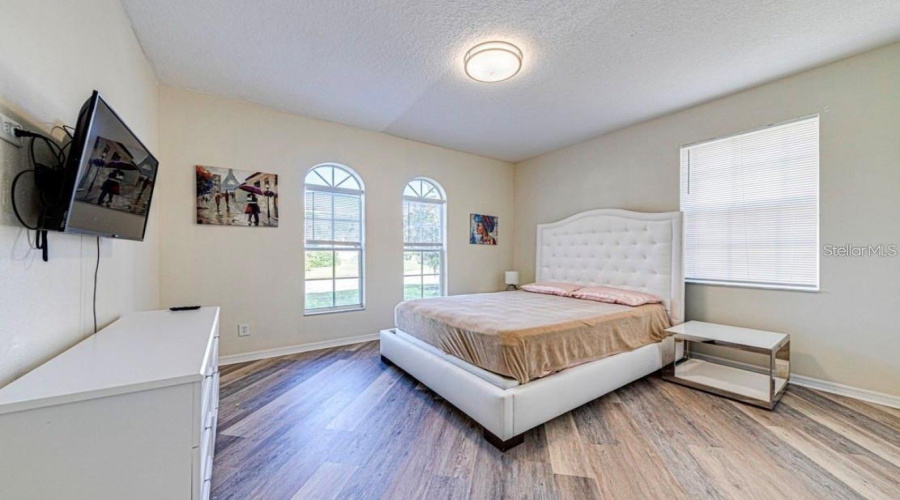 DAVENPORT, Florida 33897, 6 Bedrooms Bedrooms, ,4 BathroomsBathrooms,Residential,For Sale,TUPELO,0,MFRTB8522822