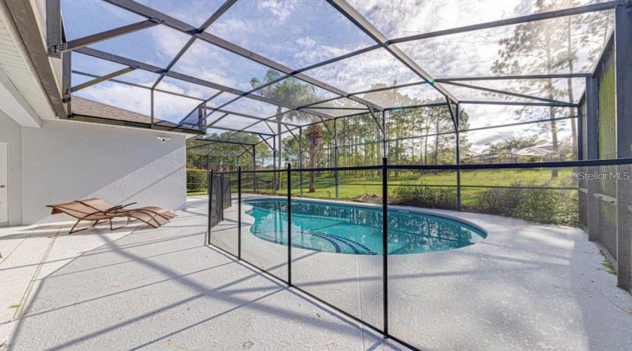 DAVENPORT, Florida 33897, 6 Bedrooms Bedrooms, ,4 BathroomsBathrooms,Residential,For Sale,TUPELO,0,MFRTB8522822