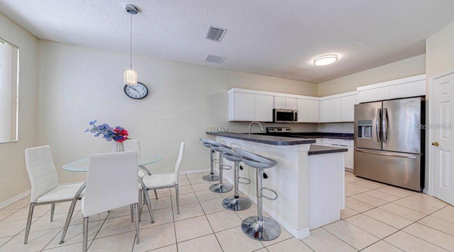 DAVENPORT, Florida 33897, 6 Bedrooms Bedrooms, ,4 BathroomsBathrooms,Residential,For Sale,TUPELO,0,MFRTB8522822