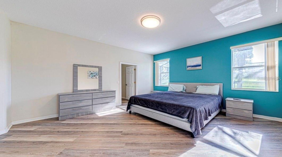 DAVENPORT, Florida 33897, 6 Bedrooms Bedrooms, ,4 BathroomsBathrooms,Residential,For Sale,TUPELO,0,MFRTB8522822