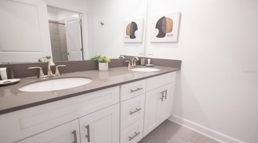 KISSIMMEE, Florida 34746, 4 Bedrooms Bedrooms, ,3 BathroomsBathrooms,Residential,For Sale,READING,0,MFRS5152450