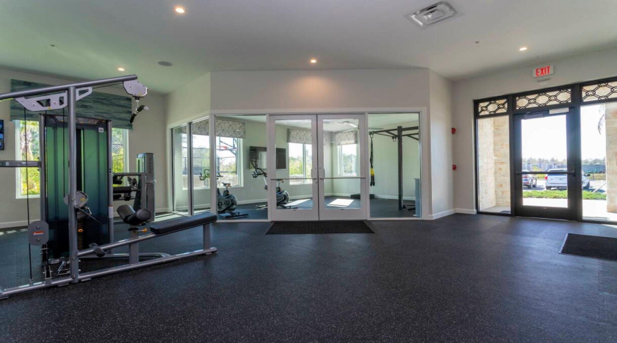 KISSIMMEE, Florida 34746, 4 Bedrooms Bedrooms, ,3 BathroomsBathrooms,Residential,For Sale,READING,0,MFRS5152450