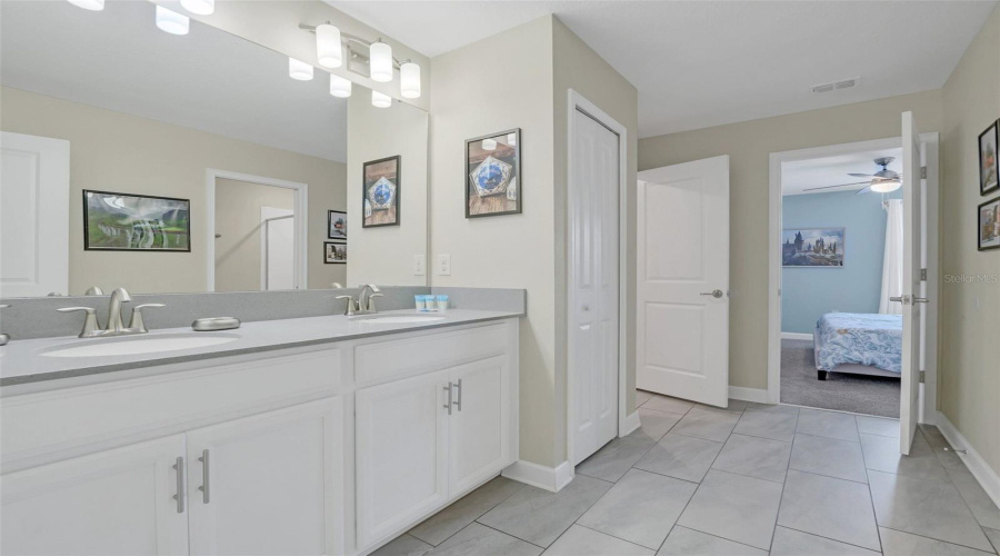 2nd Floor Bathroom