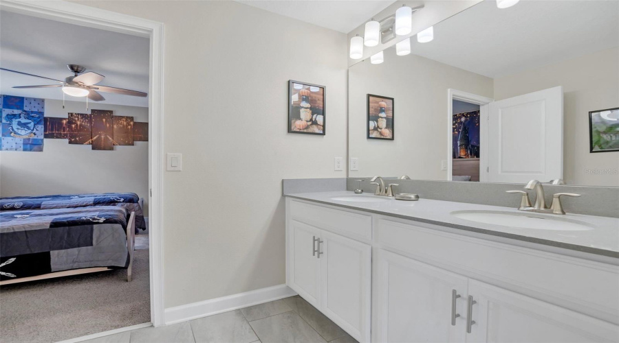 2nd Floor Bathroom
