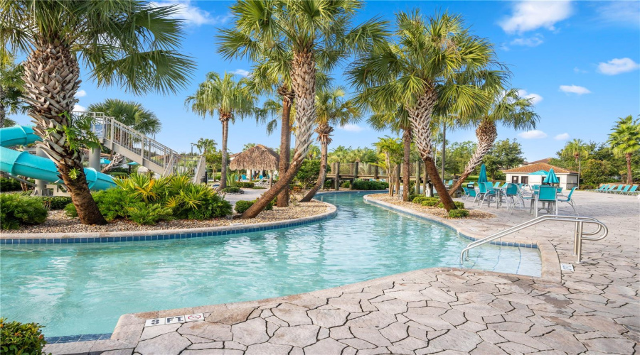 Oasis Club Resort Style Pool
