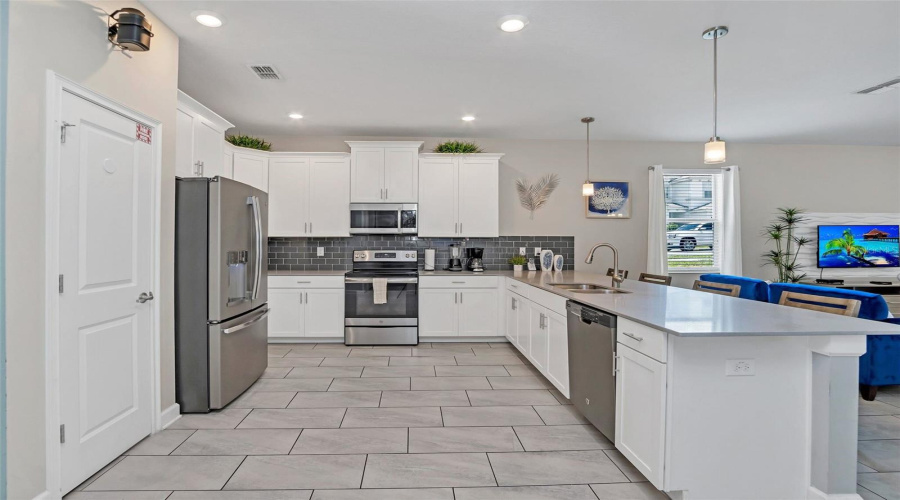 Gorgeous kitchen awaiting a new chef