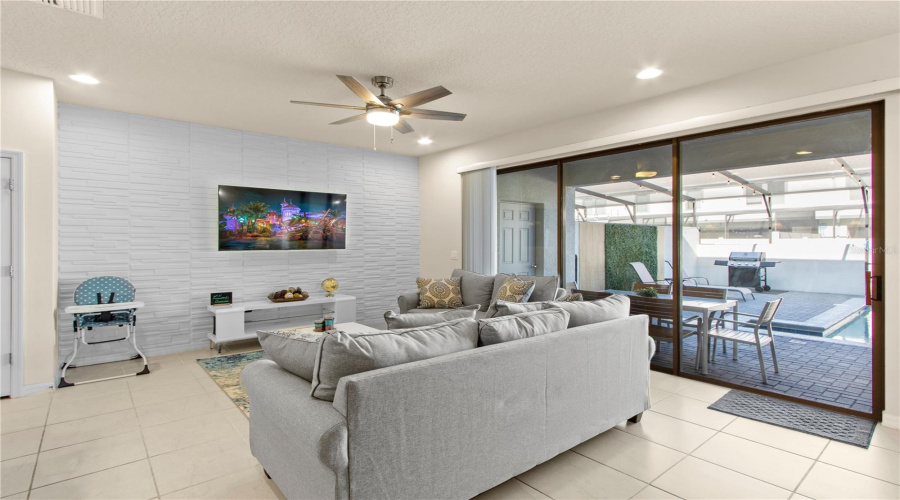 KISSIMMEE, Florida 34747, 5 Bedrooms Bedrooms, ,4 BathroomsBathrooms,Residential,For Sale,TANGIER,0,MFRO6419842