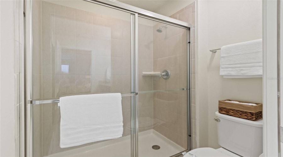 KISSIMMEE, Florida 34747, 5 Bedrooms Bedrooms, ,4 BathroomsBathrooms,Residential,For Sale,TANGIER,0,MFRO6419842