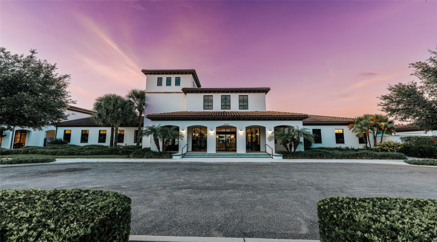 KISSIMMEE, Florida 34747, 5 Bedrooms Bedrooms, ,4 BathroomsBathrooms,Residential,For Sale,TANGIER,0,MFRO6419842