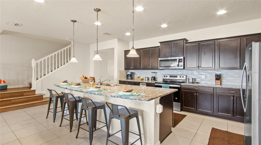 KISSIMMEE, Florida 34747, 5 Bedrooms Bedrooms, ,4 BathroomsBathrooms,Residential,For Sale,TANGIER,0,MFRO6419842