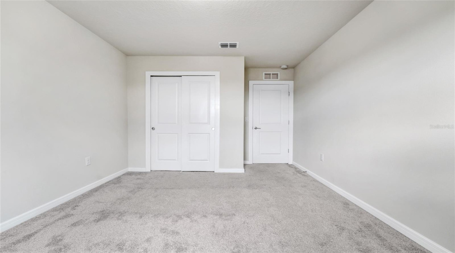 KISSIMMEE, Florida 34746, 5 Bedrooms Bedrooms, ,2 BathroomsBathrooms,Residential,For Sale,ROYAL POINT,0,MFRO6418889