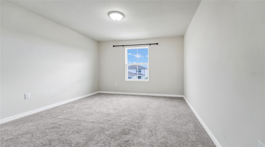 KISSIMMEE, Florida 34746, 5 Bedrooms Bedrooms, ,2 BathroomsBathrooms,Residential,For Sale,ROYAL POINT,0,MFRO6418889