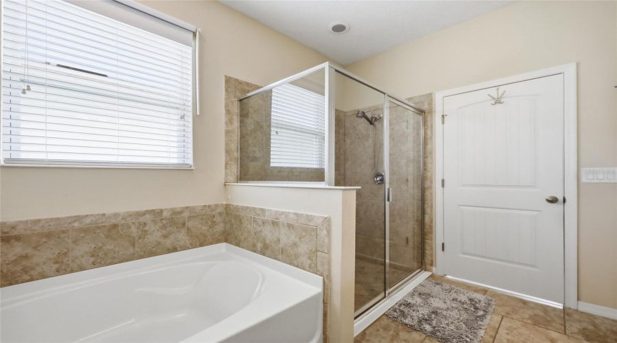 DAVENPORT, Florida 33837, 4 Bedrooms Bedrooms, ,2 BathroomsBathrooms,Residential,For Sale,DRAYTON,0,MFRO6419460