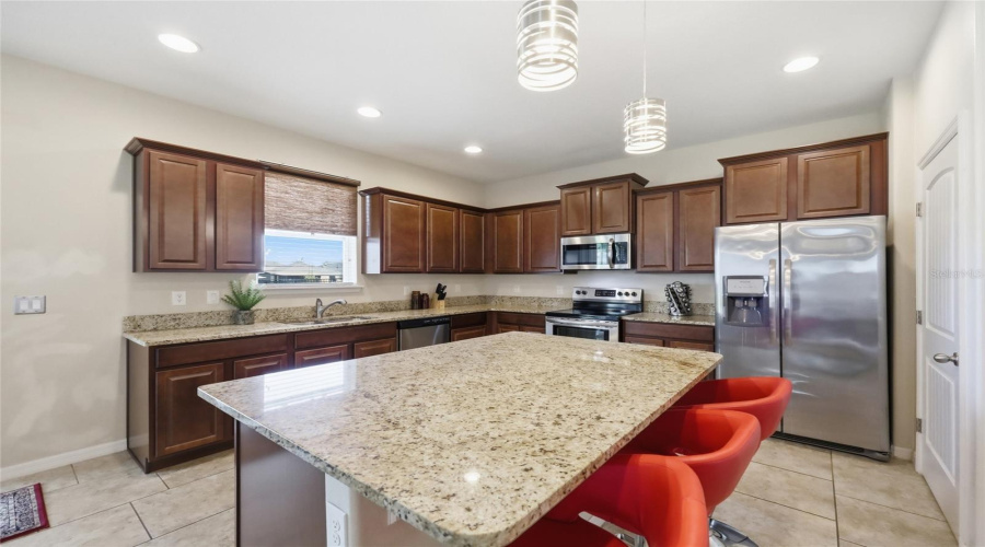 DAVENPORT, Florida 33837, 4 Bedrooms Bedrooms, ,2 BathroomsBathrooms,Residential,For Sale,DRAYTON,0,MFRO6419460