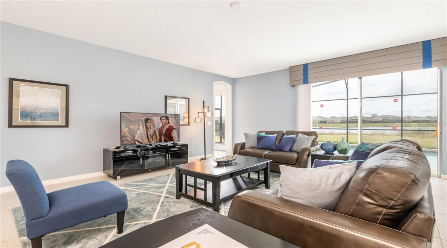 DAVENPORT, Florida 33837, 8 Bedrooms Bedrooms, ,6 BathroomsBathrooms,Residential,For Sale,CROFTON SPRINGS,0,MFRO6419700