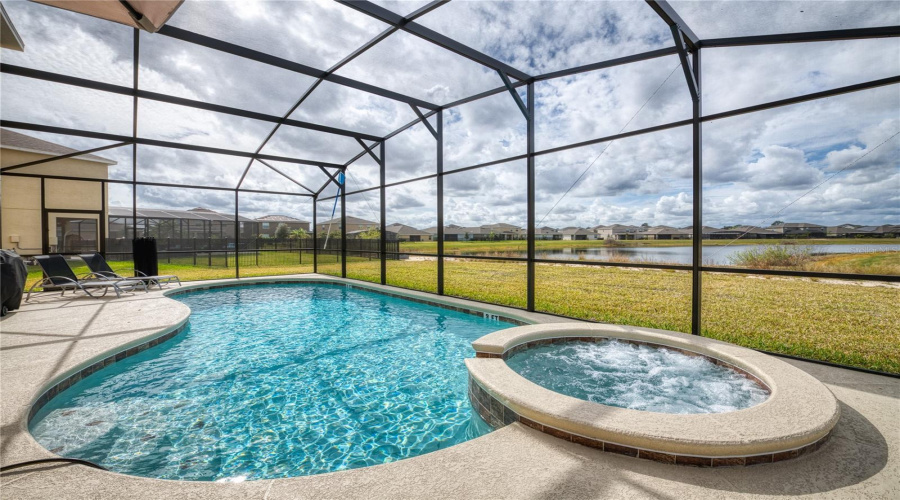 DAVENPORT, Florida 33837, 8 Bedrooms Bedrooms, ,6 BathroomsBathrooms,Residential,For Sale,CROFTON SPRINGS,0,MFRO6419700