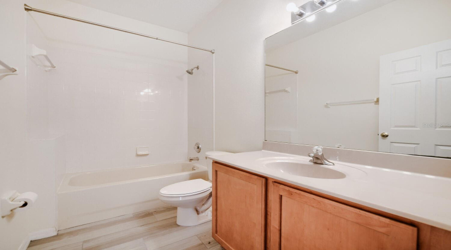 DAVENPORT, Florida 33897, 4 Bedrooms Bedrooms, ,3 BathroomsBathrooms,Residential,For Sale,CORVINA,0,MFRO6415280