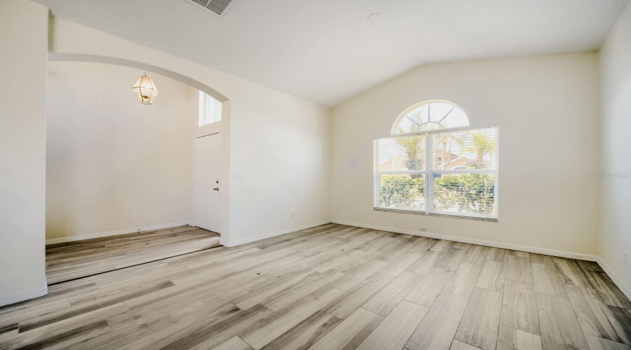 DAVENPORT, Florida 33897, 4 Bedrooms Bedrooms, ,3 BathroomsBathrooms,Residential,For Sale,CORVINA,0,MFRO6415280