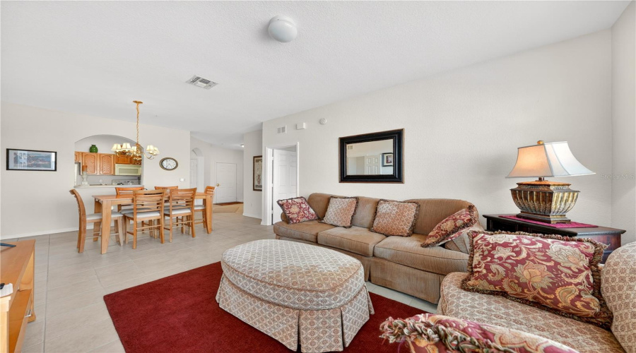 KISSIMMEE, Florida 34747, 3 Bedrooms Bedrooms, ,2 BathroomsBathrooms,Residential,For Sale,ALMATON LOOP,0,MFRO6418717